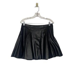 VICTORIA'S SECRET Faux Leather Full Skirt Black 4 13-12